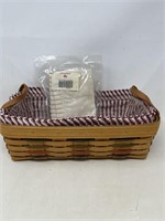 Longaberger 1998 pantry basket with 2 liners and