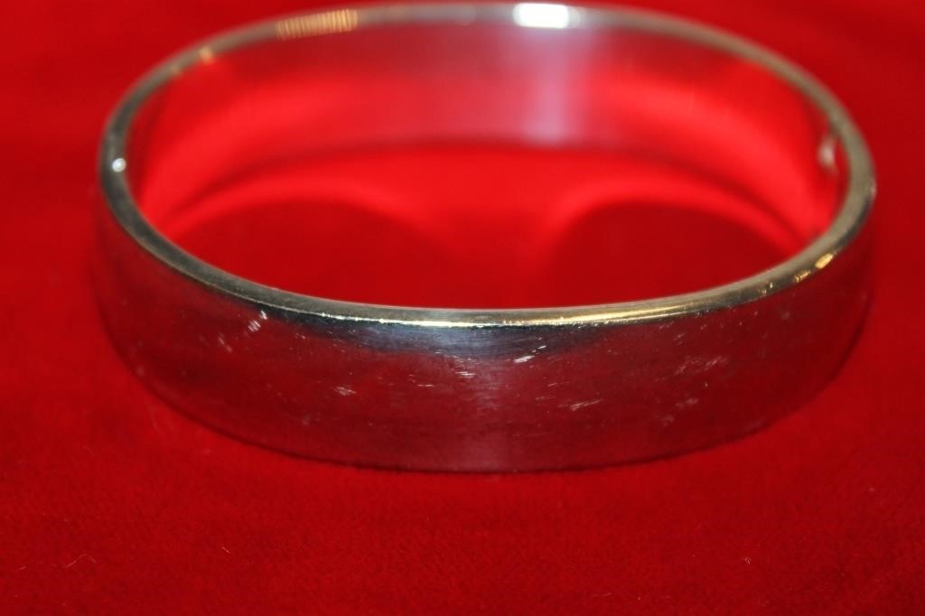 Sterling Silver Clamp Bracelet 75.6 Grams