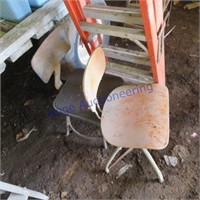 2 SCHOOL CHAIRS