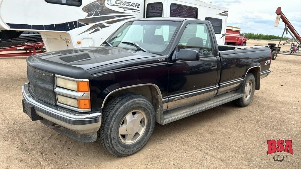 1998 Chev Silverado 4x4 truck