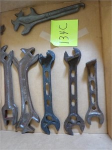 IH 5 unusual   wrenchs