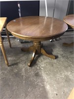 Kitchen Table 42 inch Med oak finish