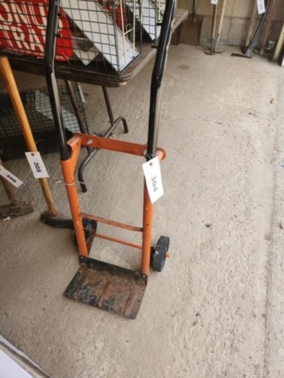 METAL 2 WHEEL CONVERTIBLE HAND TRUCK DOLLY
