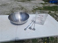 16"  stainless bowl  two thermometers.
