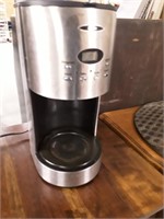 COFFEE MAKER NO POT UNTESTED