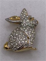 SIGNED CAROLEE RHINESTONE BUNNY BROOCH