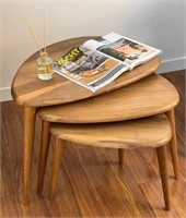 Solid Wood 3 Legs Nesting Tables