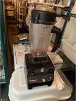 VITAMIX BLENDER - UNTESTED, BUT LIKELY WORKS