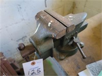 LITTLE TOM=WN NO. 140 BENCH VISE AND 2 WORK