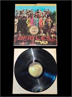 The Beatles Sgt. Pepper's Lonely Hearts Club Band