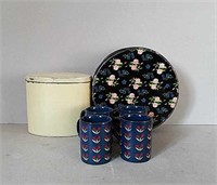 Vintage Tins and Coffee Cups.