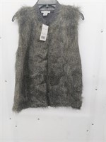 Size large Rebecca Malone furry vest NWT