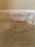 Pryex measuring cup