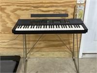 Yamaha PSR-41 Electric Keyboard...Works PU ONLY