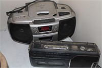 2 Portable Radio & Cd Player