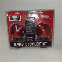 Magnetic tow light kit