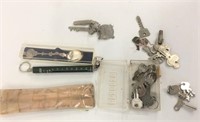 Vintage Gauge, Keys & Spoon