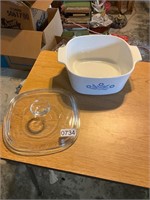 4 quart Corning ware with lid