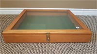 TABLETOP DISPLAY CASE