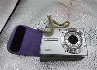 Kodak Easy Share 9.2 MP with Case