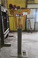 Central Hydraulics 16 Ton Pipe Bender on Stand