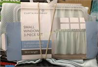 Curtain Works Small Window 3 Piece Set