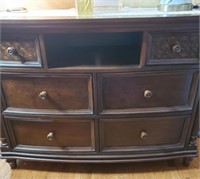Chest of drawers, 18 x 52, 6 drawers