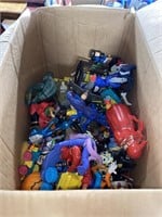 MISCELLANEOUS CHILDRENS TOYS & FIGURES