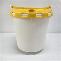 Frabrill Live Bait Bucket with