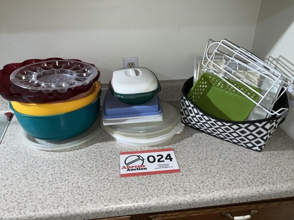 Plastic ware, ice trays