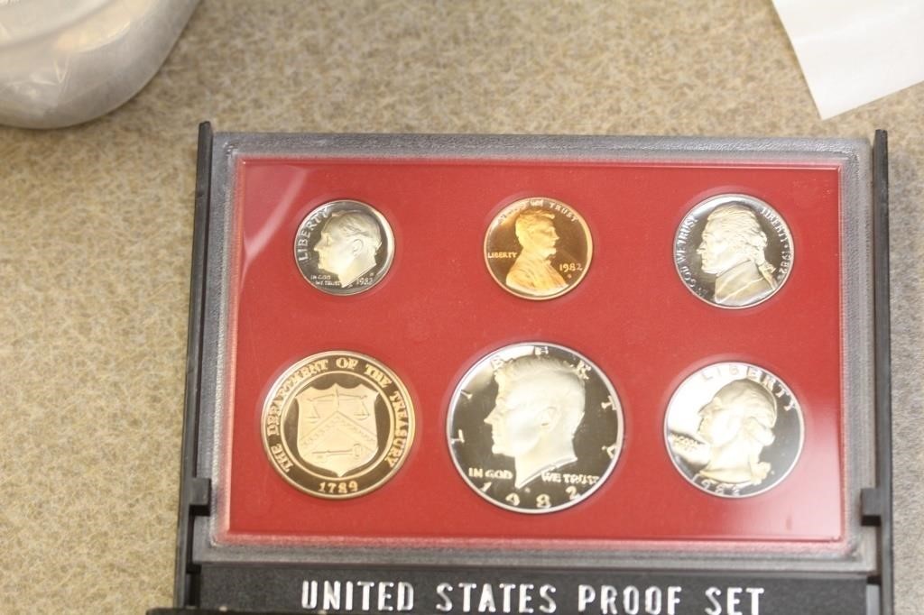 1982 US Proof Coin Set