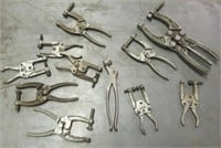 (12) Locking welding clamps.
