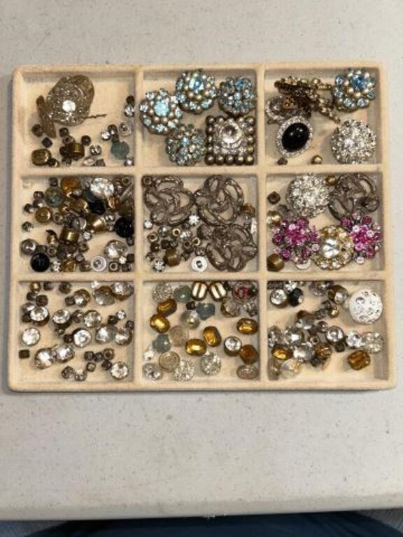 SELECTION OF ASST VINTAGE RHINESTONE BUTTONS