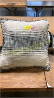 Decorative Throw Pillows