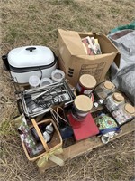 Roasting pan, food, storage and more