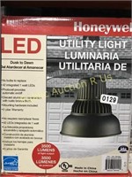 HONEYWELL $150 RETAIL UTILITY LIGHT
