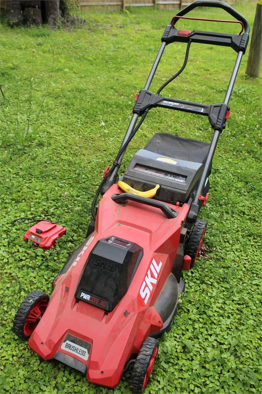 SKIL PM490 Battery-Powered Lawn Mower