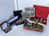 Lot of costume jewelry, misc