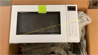 Sharp 1.5 Cu. Ft. Microwave Oven (DAMAGED)