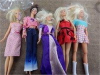 5 Barbies 1990s