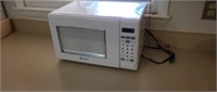 Westinghouse household microwave oven, model