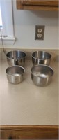 4 stainless steel mixing bowls