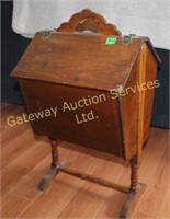 Antique Wooden Sewing Box with some old Patterns