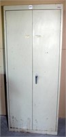 Sandusky 2 door utility cabinet