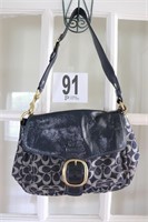 Coach Hand Bag - New with Tag (Authentic)(R2)