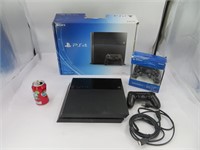 Console Playstation 4 avec 2 manettes