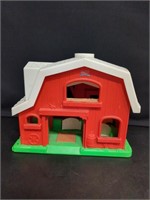 Fisher Price Little People barn ( no animals)