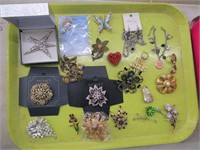 assorted trat lot of brooches, bracelets, and