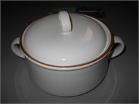 Stoneware Stew Pot with Lid