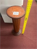 WOODEN PEDESTAL COLUMN STAND